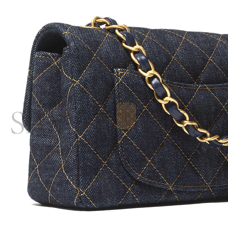 CHANEL MASTER 26P DENIM MINI CLASSIC FLAP BAG A69900 (20*14*8cm)